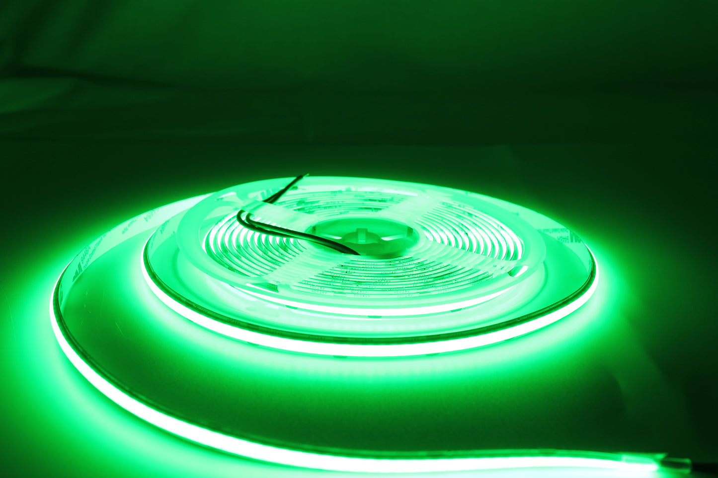 Tecbright Neon COB LED-Streifen 24V, 8 mm, 256 LED/m, 10 W/m, 5 m Rolle – verschiedene Farben