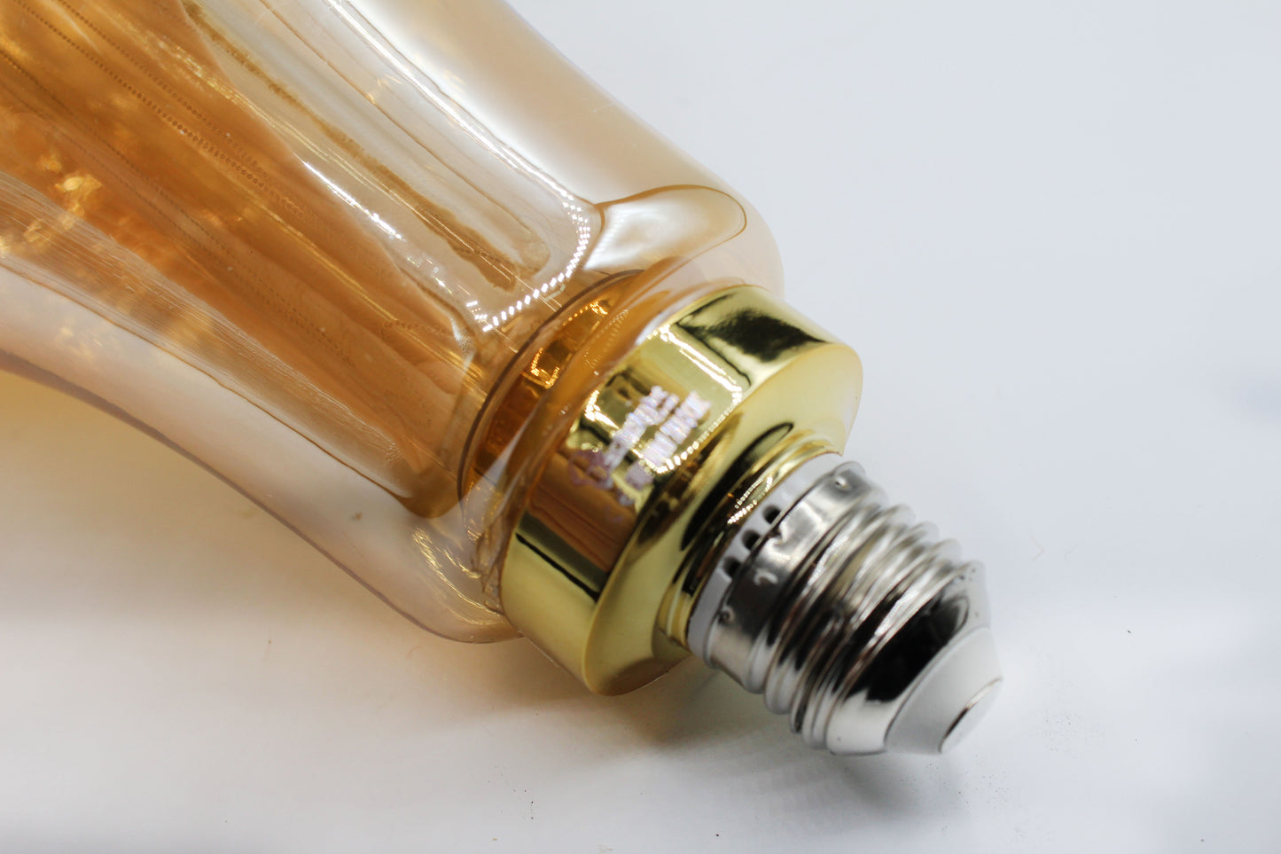 Tecbright LED Vintage G300 XL Birne E27 2200K Dimmbar 5W Edison