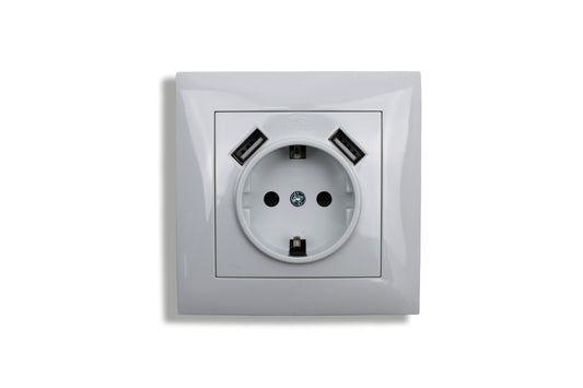ENTAC Unterputz-Steckdose mit 2× USB – 16A / 250V