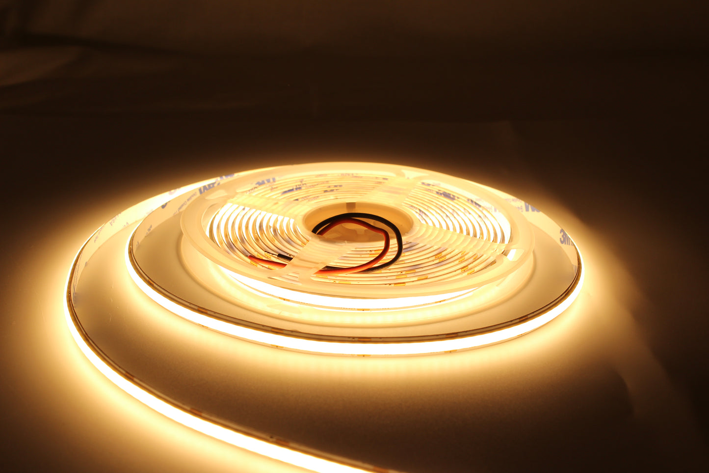 Tecbright Neon COB LED-Streifen 24V, 8 mm, 256 LED/m, 10 W/m, 5 m Rolle – verschiedene Farben