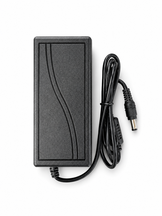 5V AC/DC Netzteil mit DC-Hohlstecker – Eingang 100–265V AC, 47–63Hz – Kompakter Stromadapter (5V5A)